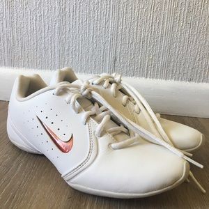 Nike size 7.5 Cheer Shoes